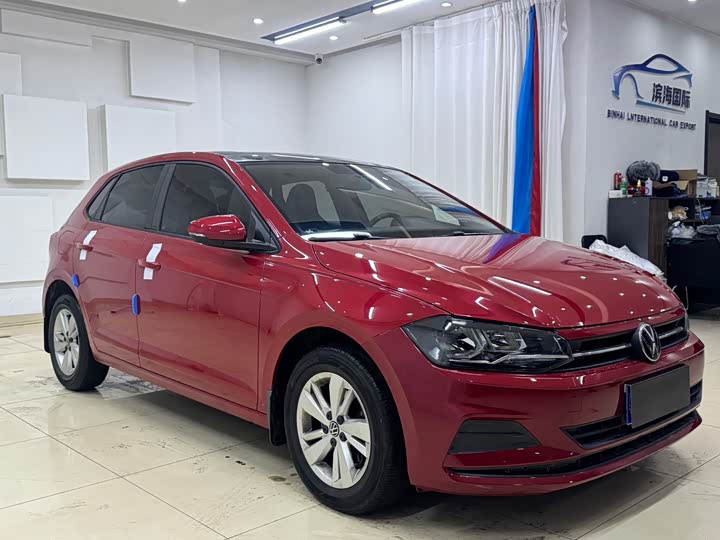 Фото 3 - Volkswagen Polo