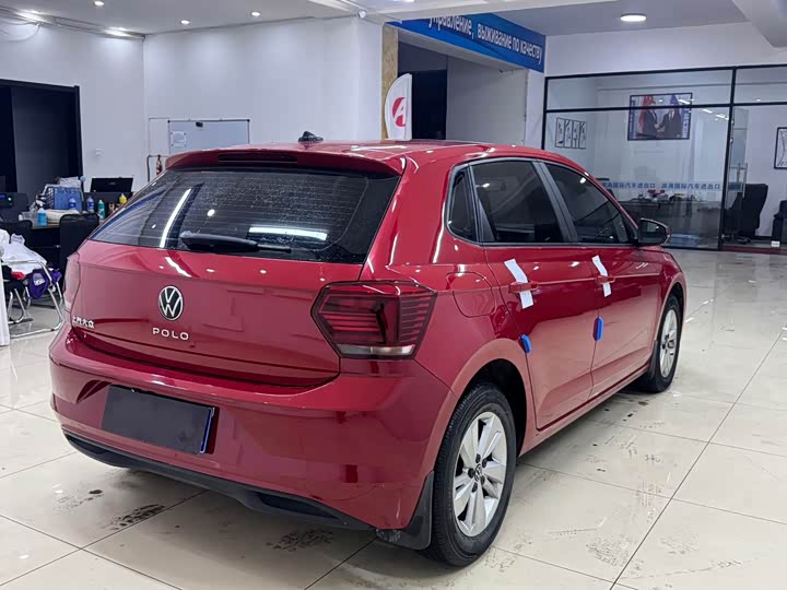Фото 6 - Volkswagen Polo