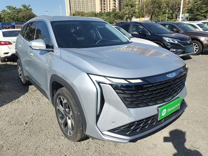 Фото 4 - Geely Atlas L