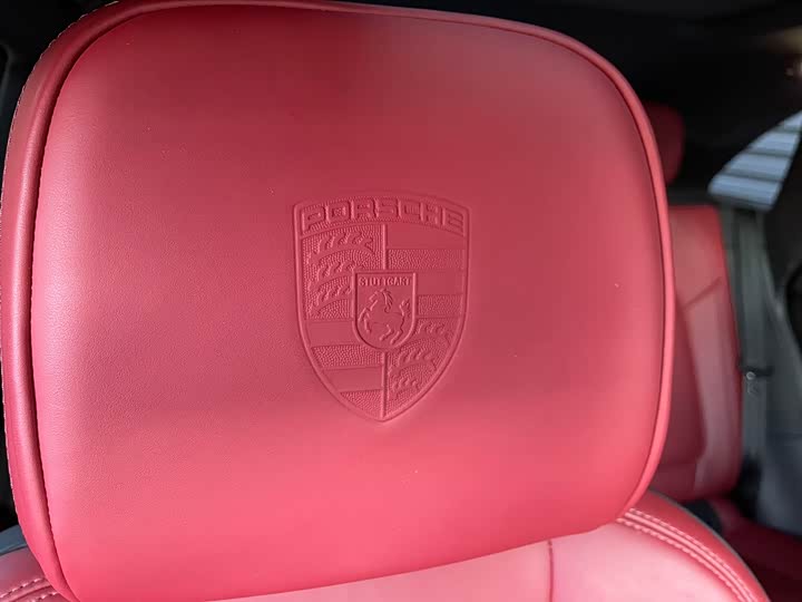 Фото 8 - Porsche Macan