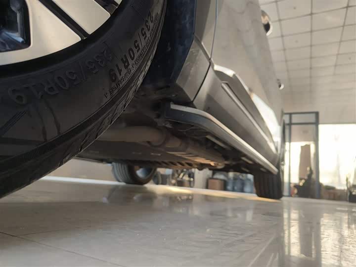 Фото 22 - Geely Galaxy L7