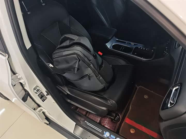 Фото 24 - GAC Trumpchi GS3