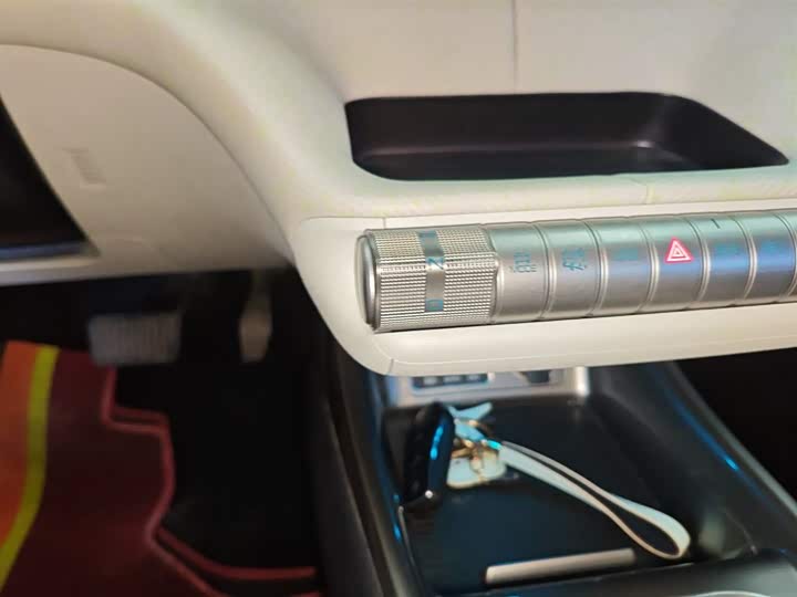 Фото 14 - BYD Dolphin