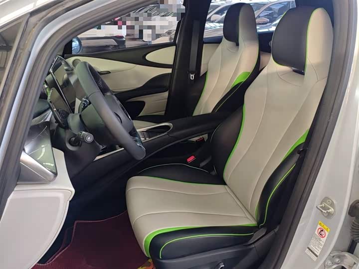 Фото 15 - BYD Dolphin