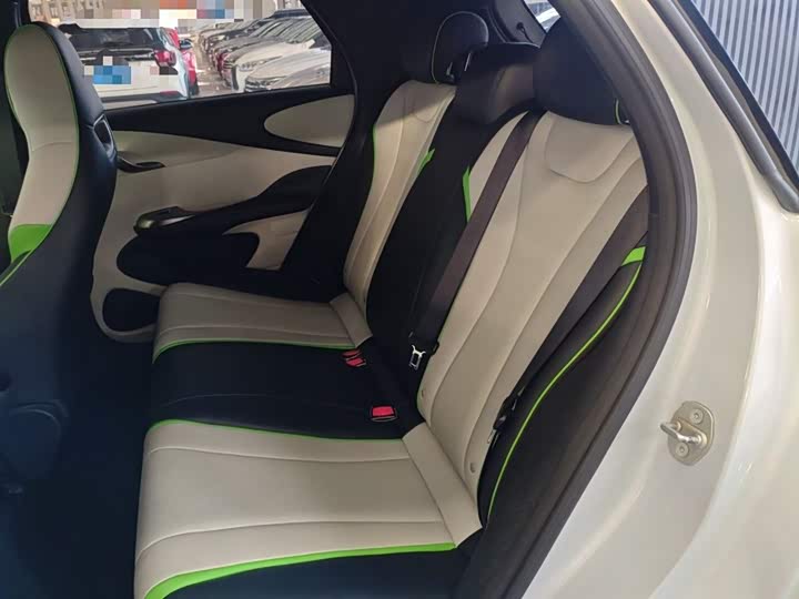 Фото 17 - BYD Dolphin