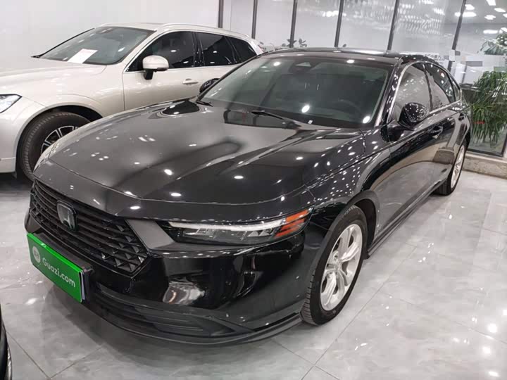 Фото 2 - Honda Accord