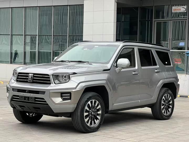 Фото 1 - Tank 700 Hybrid