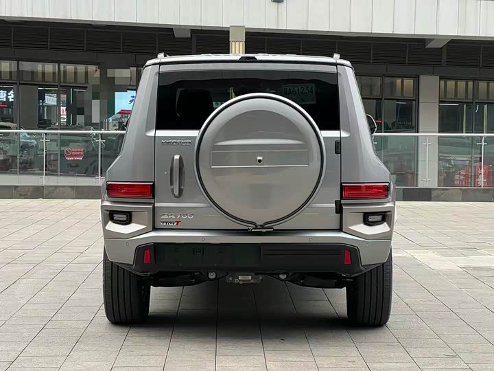 Фото 4 - Tank 700 Hybrid