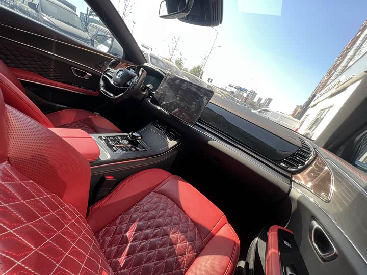 Фото 9 - BYD Han