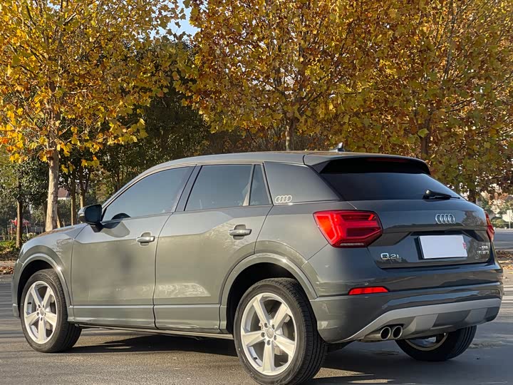 Фото 5 - Audi Q2L