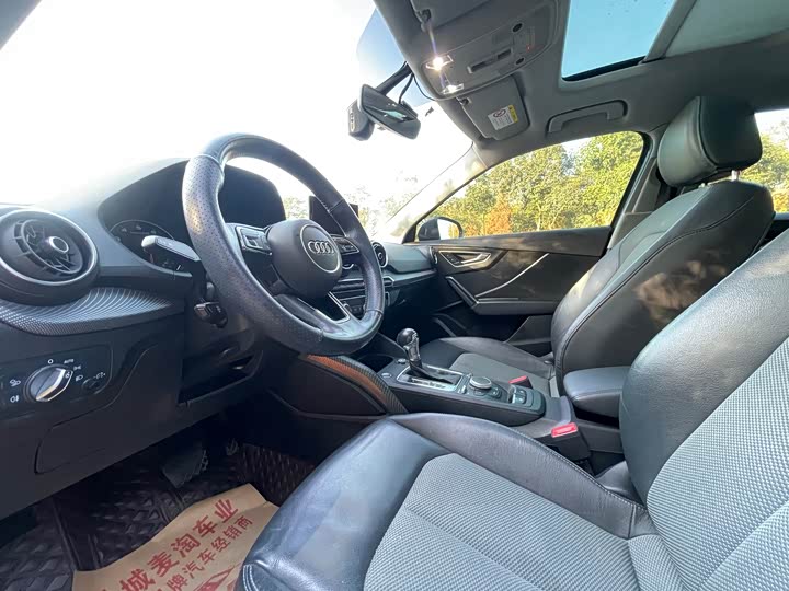 Фото 8 - Audi Q2L