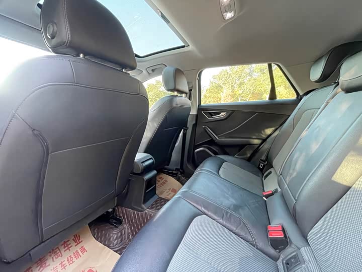 Фото 9 - Audi Q2L