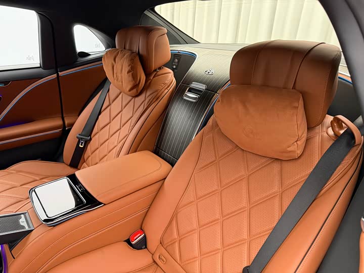 Фото 10 - Mercedes-Benz Maybach S-Class