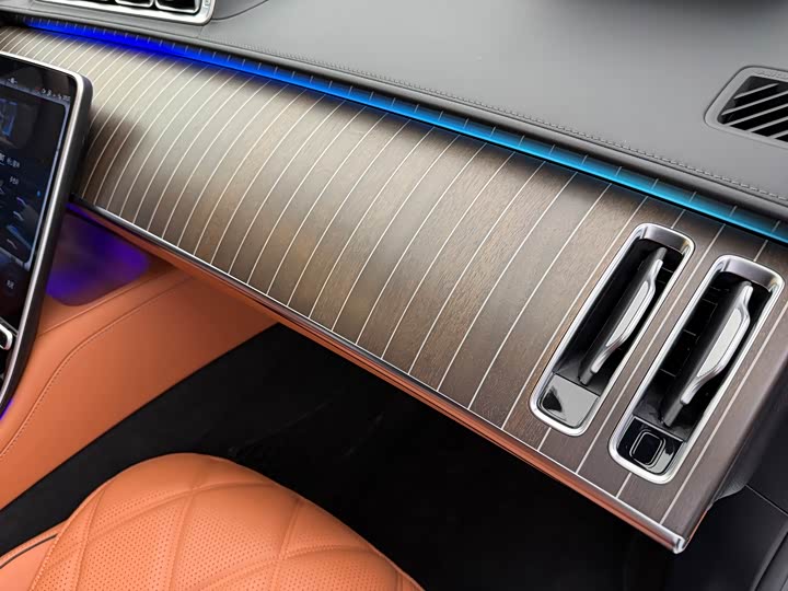 Фото 6 - Mercedes-Benz Maybach S-Class