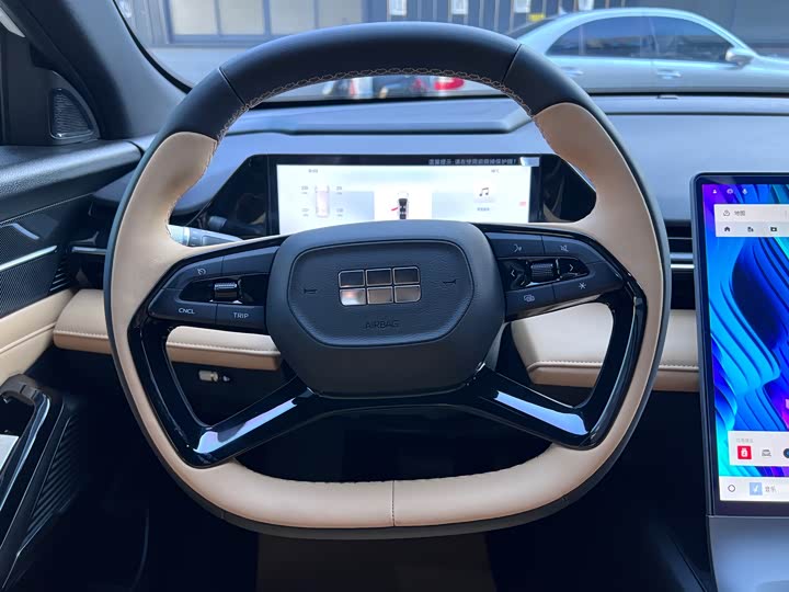 Фото 11 - Geely Galaxy L6