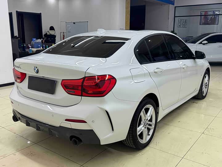 Фото 6 - BMW 1 Series