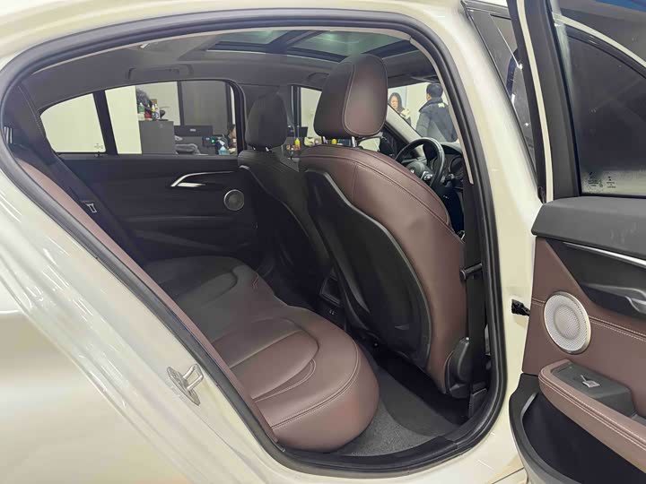 Фото 9 - BMW 1 Series