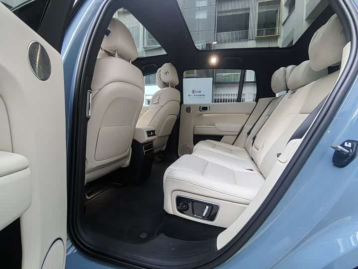 Фото 9 - LiXiang L7