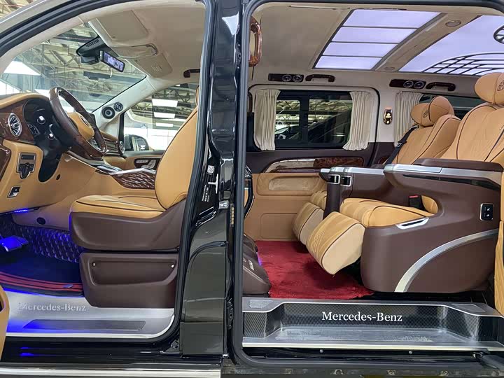 Фото 11 - Mercedes-Benz Vito