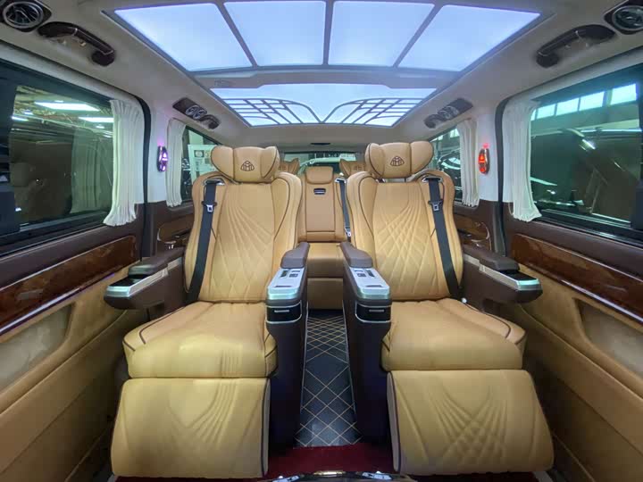 Фото 13 - Mercedes-Benz Vito