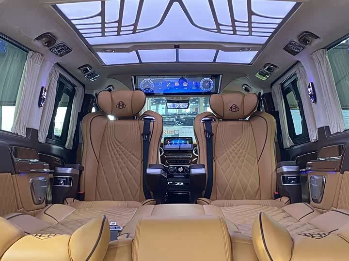 Фото 17 - Mercedes-Benz Vito