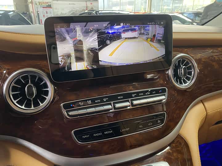 Фото 7 - Mercedes-Benz Vito