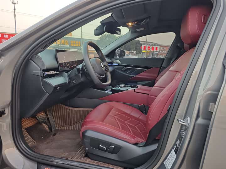 Фото 5 - BMW 5 Series