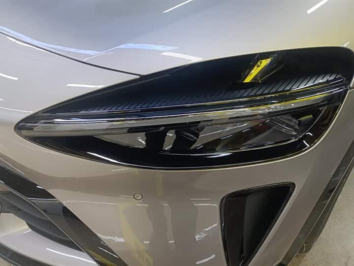 Фото 5 - Xiaomi YU7