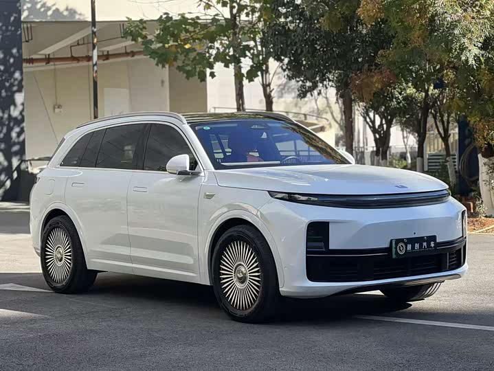 Фото 2 - LiXiang L7