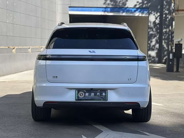 Фото 5 - LiXiang L7