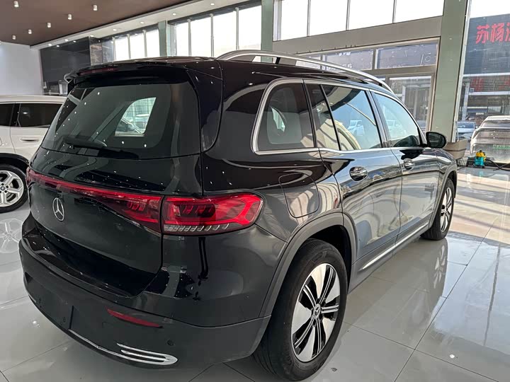 Фото 12 - Mercedes-Benz EQB