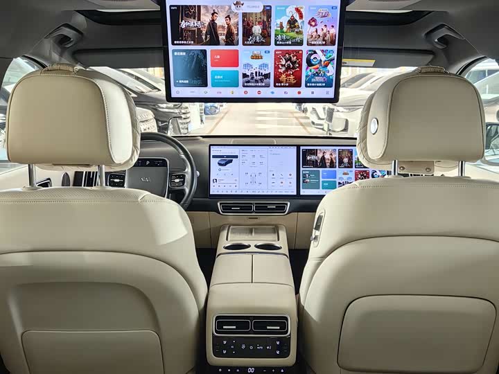 Фото 17 - LiXiang L7