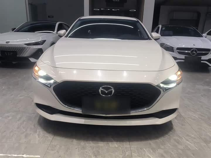 Фото 3 - Mazda 3 (Axela)