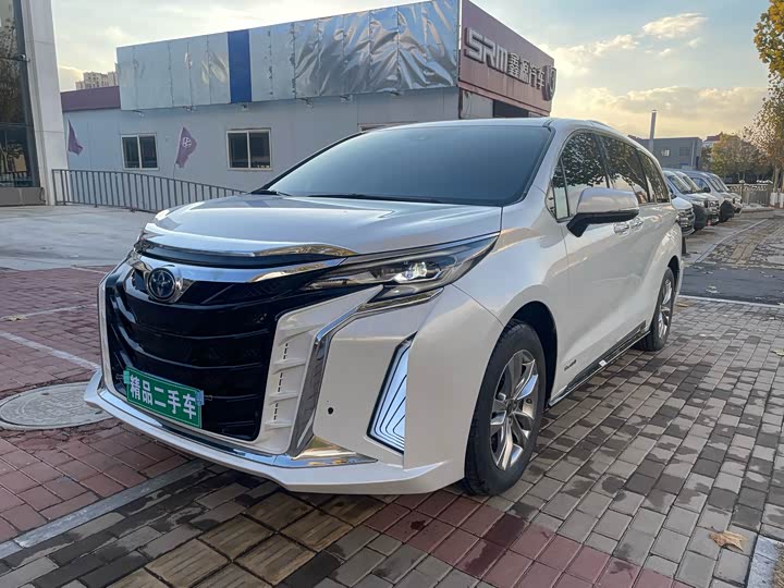 Фото 1 - Toyota Sienna