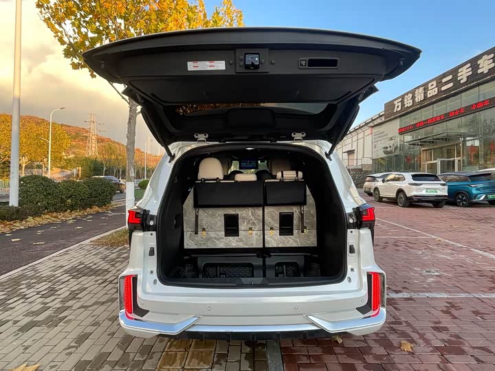 Фото 16 - Toyota Sienna