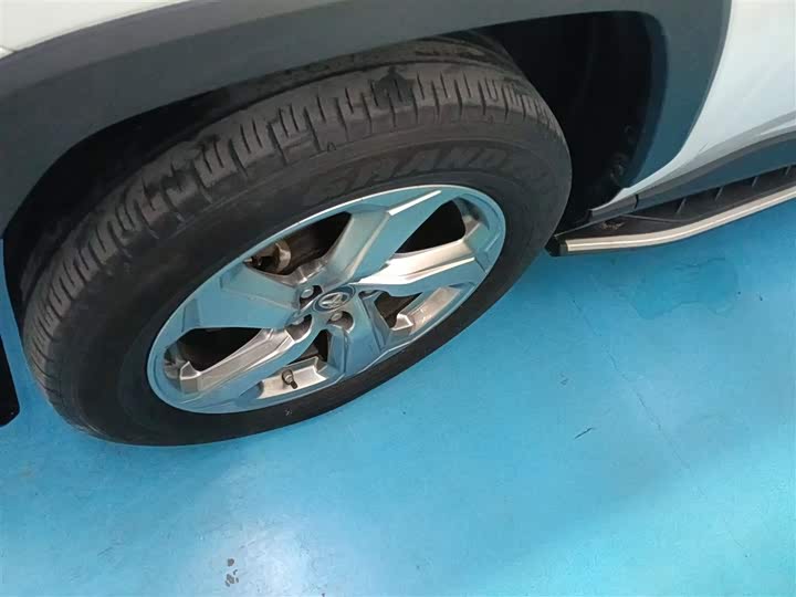 Фото 23 - Toyota RAV4