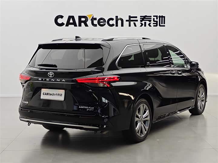 Фото 5 - Toyota Sienna