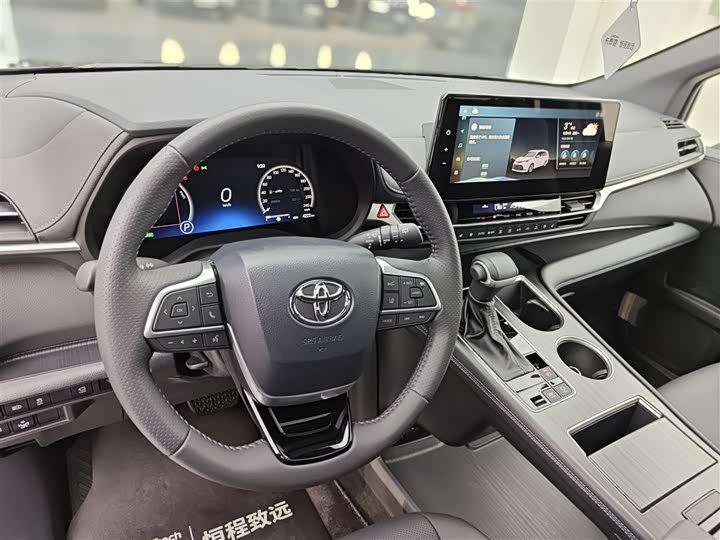 Фото 6 - Toyota Sienna