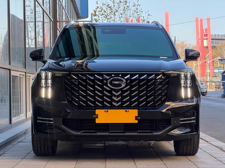 Фото 2 - GAC Trumpchi GS8