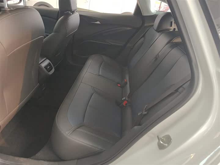 Фото 17 - Buick Velite 6