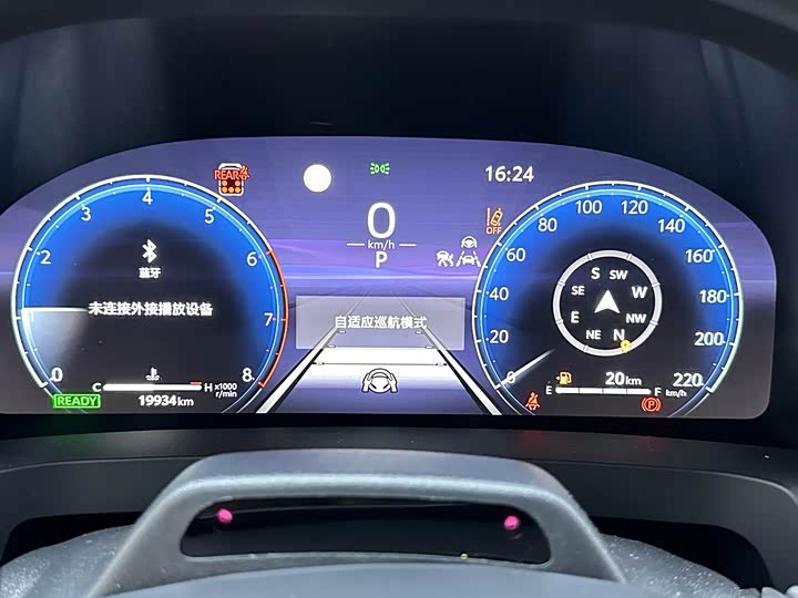 Фото 12 - Toyota Alphard