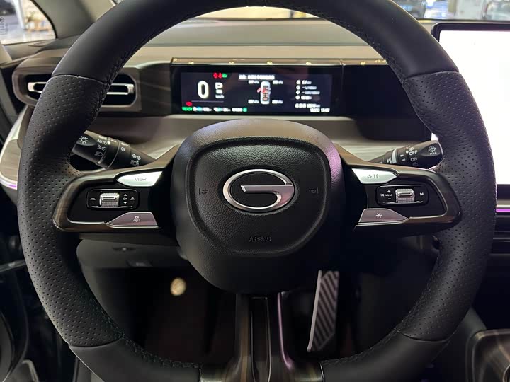 Фото 13 - GAC Trumpchi E8