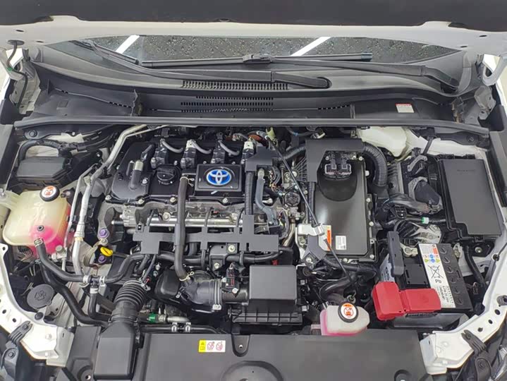 Фото 10 - Toyota Corolla