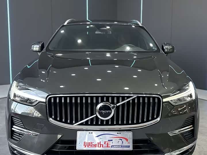 Фото 2 - Volvo XC60