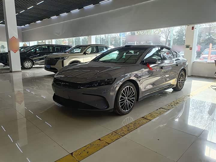 Фото 2 - BYD Han