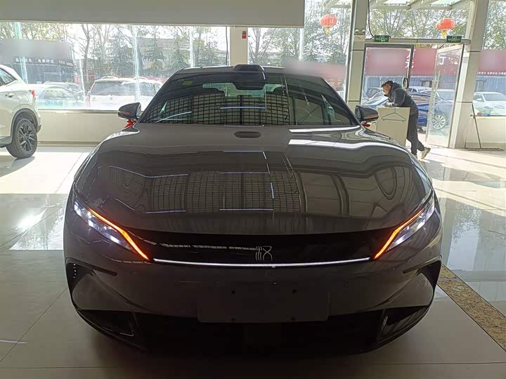 Фото 3 - BYD Han