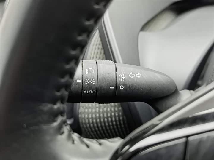 Фото 21 - Toyota bZ4X