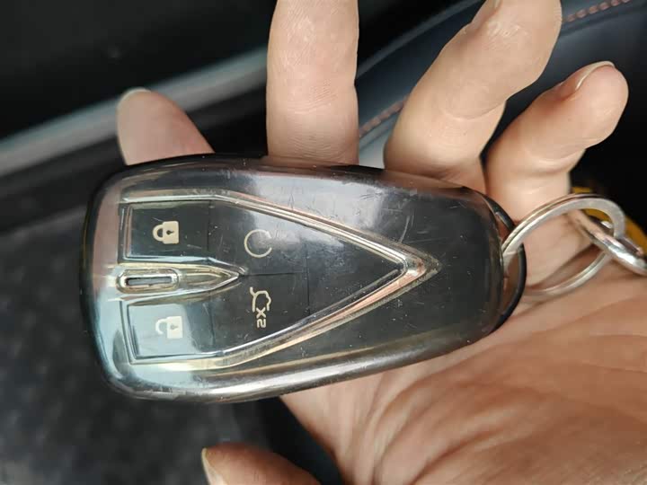 Фото 12 - Changan UNI-K