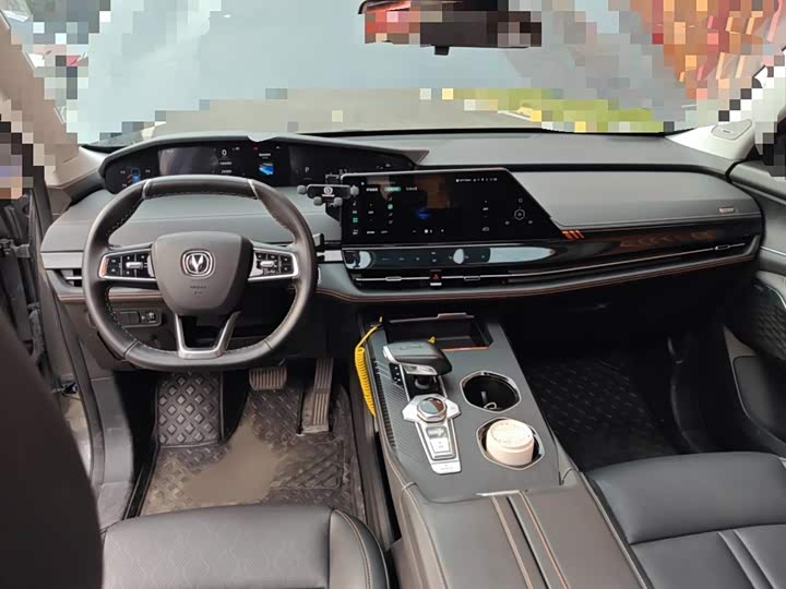 Фото 13 - Changan UNI-K