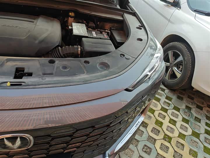 Фото 22 - Changan UNI-K